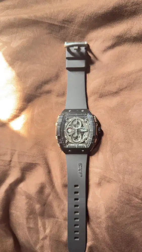 JUAL JAM EXPEDITION E6782