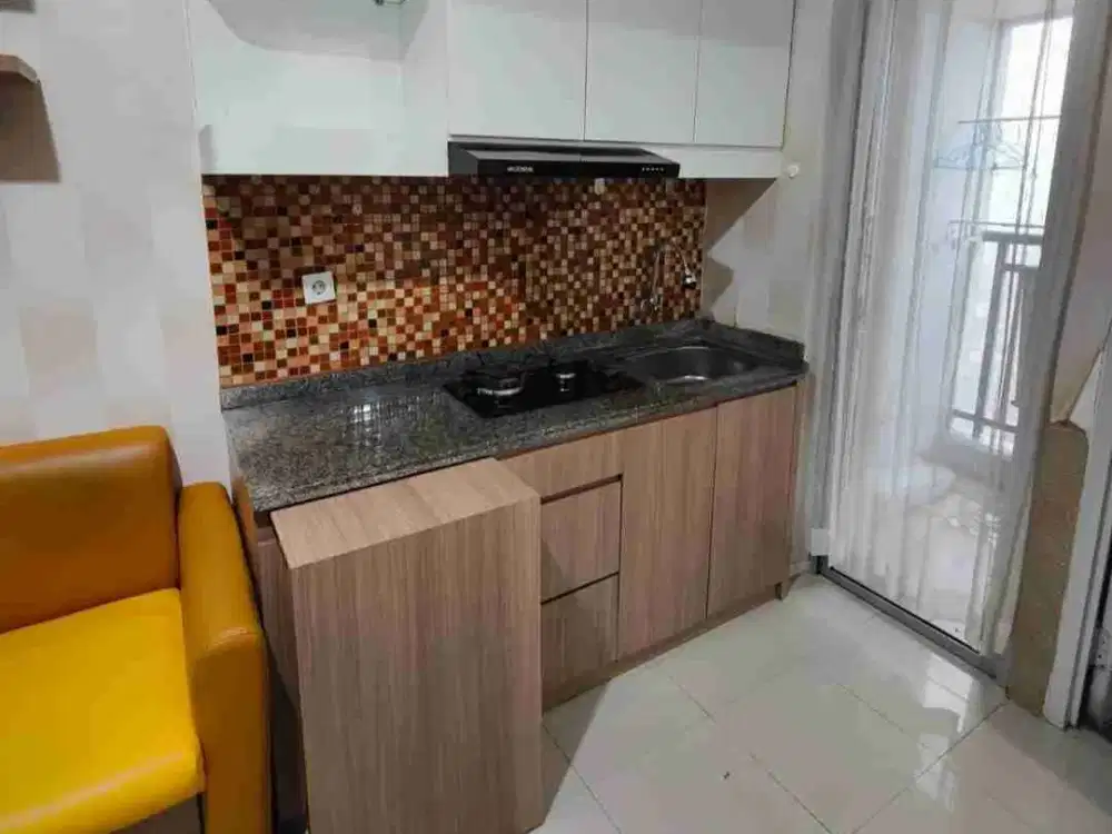 Sewa bulanan atas mall apartemen Bassura City tower Alamanda