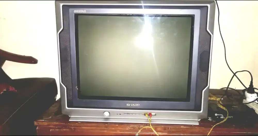 Jual tv SHARP 21 inc siap untuk.d antar