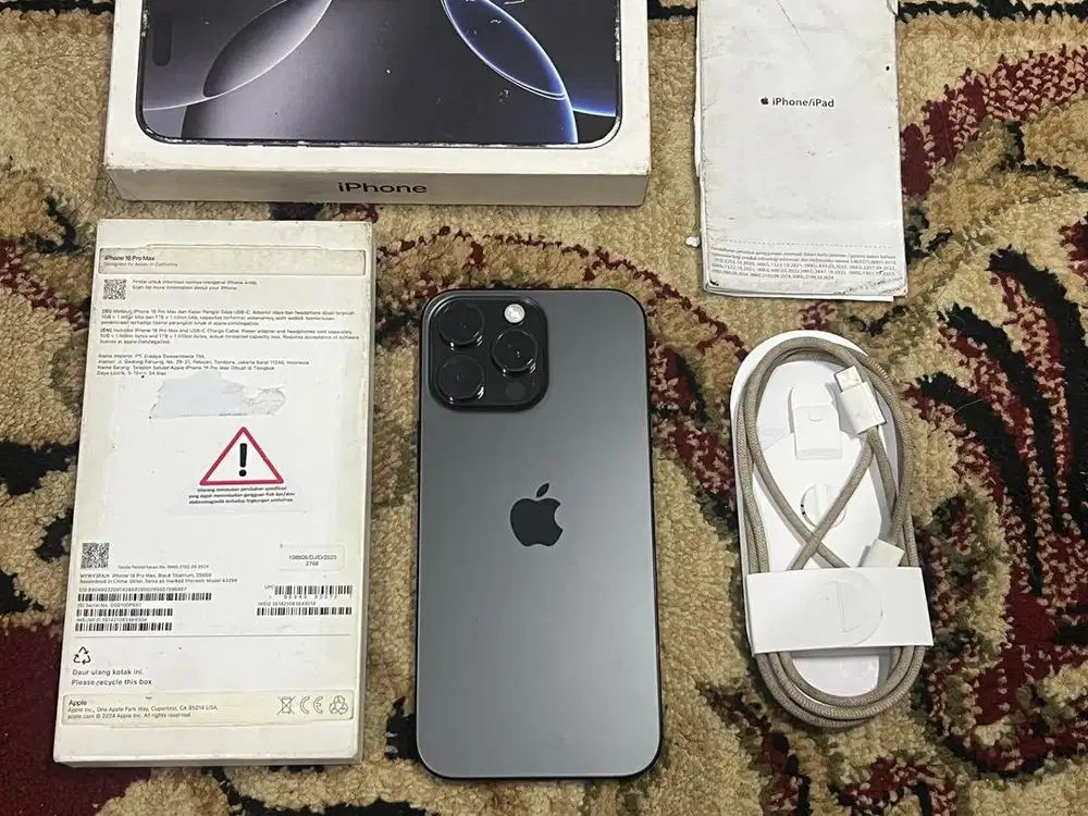 iPhone 16 Pro Max 256Gb Black Titanium Garansi iBox Mulus Like New