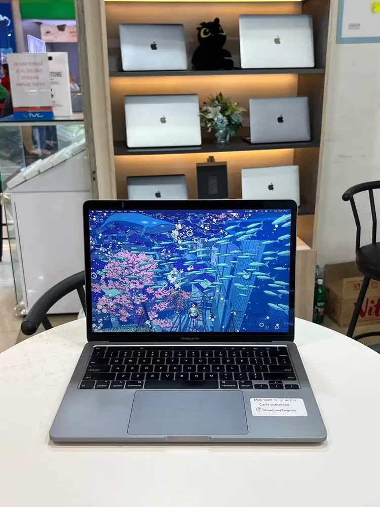 MacBook Pro 2020 i5 16/512GB