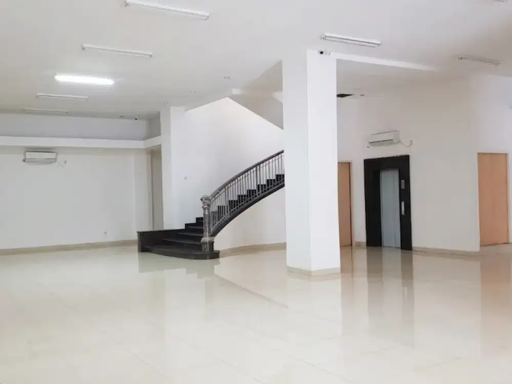 Dijual Gedung di Nol Jalan Raya Jemursari Komersial Area