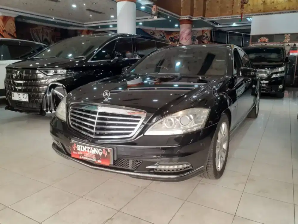 MERCY S350 AT 2012 SUNROOF BLACK / MODEL THN 2013 [BINTANG MOTOR]
