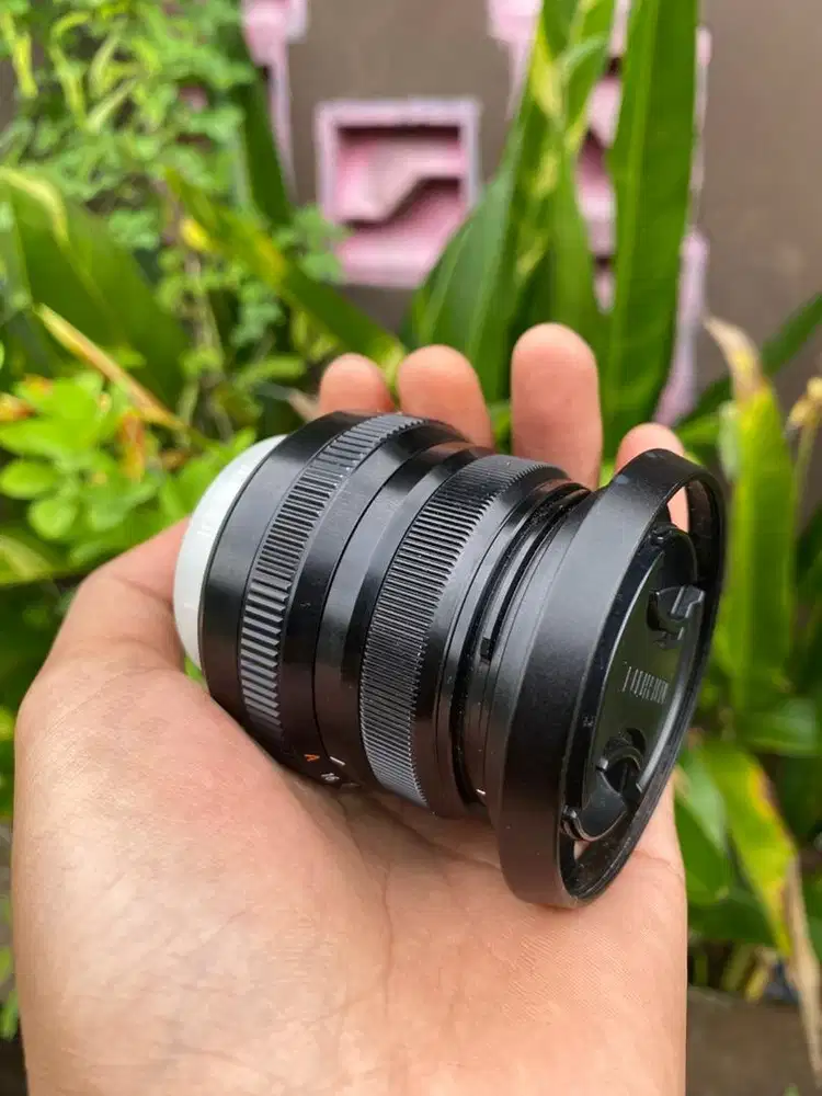 Lensa Fuji XF 35mm f2 R WR