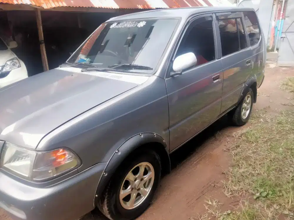 Toyota Kijang 2001 Bensin