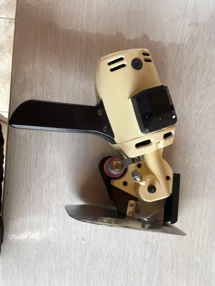 JUAL ALAT POTONG KAIN BARU