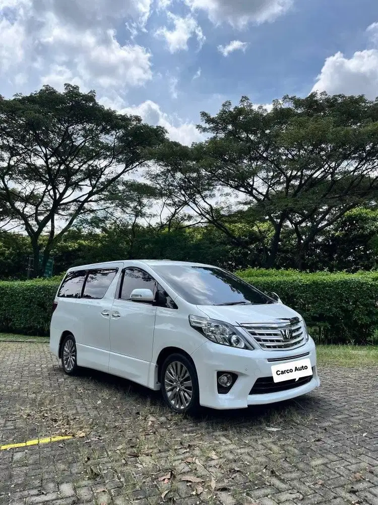Toyota Alphard S Gold Eye 2013 Putih Siap Pakai
