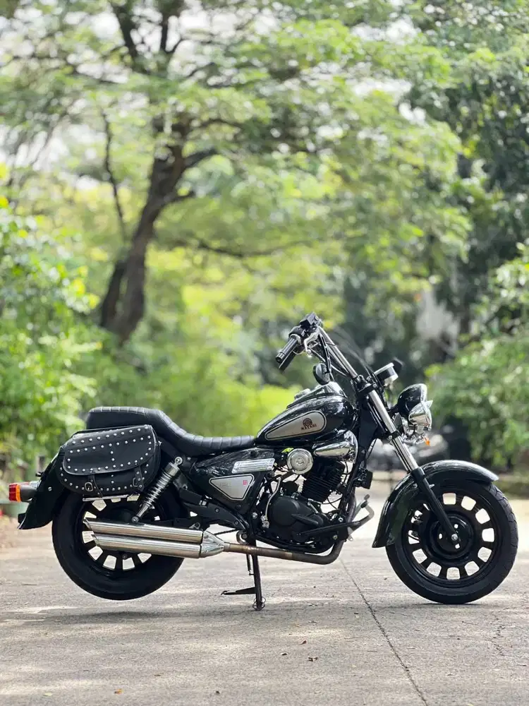 BENELLI MOTOBI 200 EFI 2024 HITAM KM 4K PAJAK PANJANG KAYAK BARU