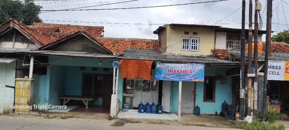 Jual rumah pinggir jalan utama