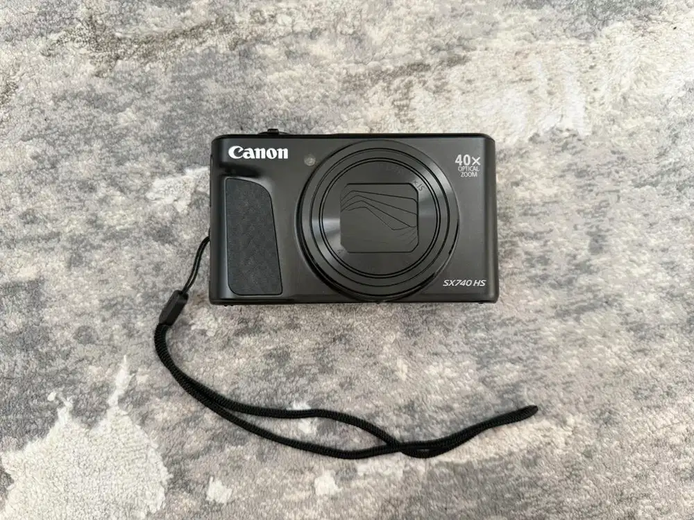 LIKE NEW Camera CANON PowerShot SX740 HS FULLSET