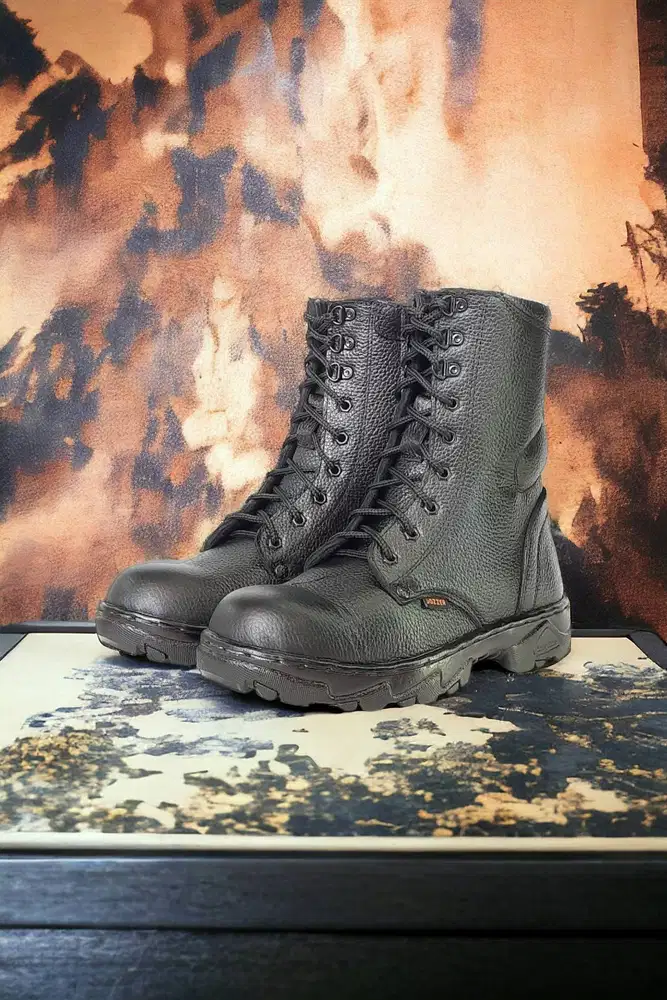 Nyaman Sepatu safety EVA midsole Bekasi