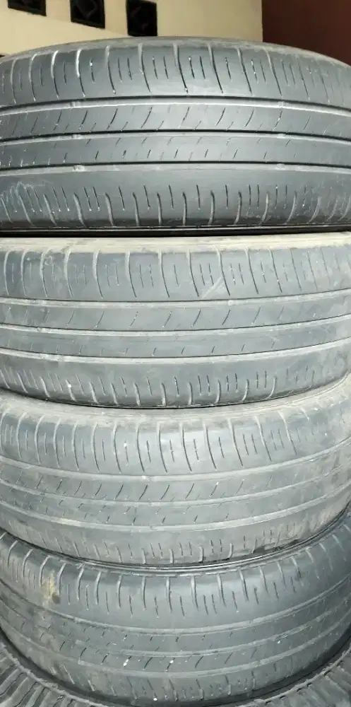 ban reborn 205 65 16 dunlop