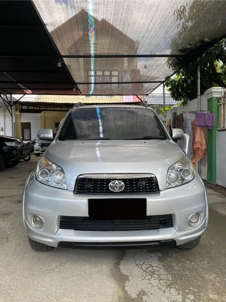 TOYOTA RUSH G 1.5 AUTOMATIC TAHUN 2011