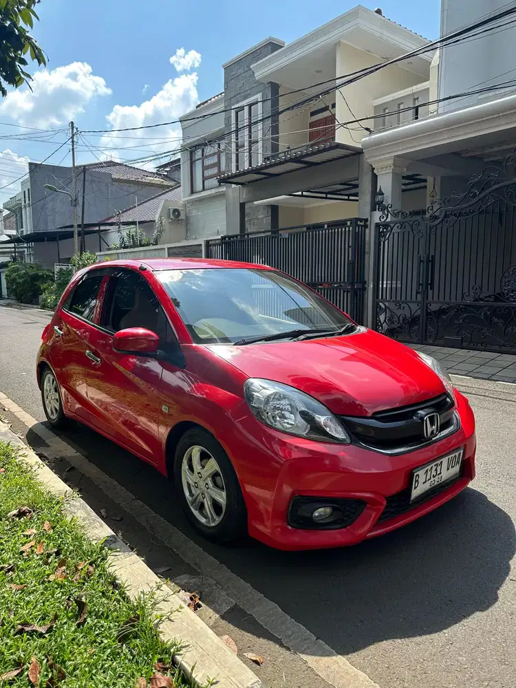DP 3 JUTA. Honda Brio E Satya A/T 2018