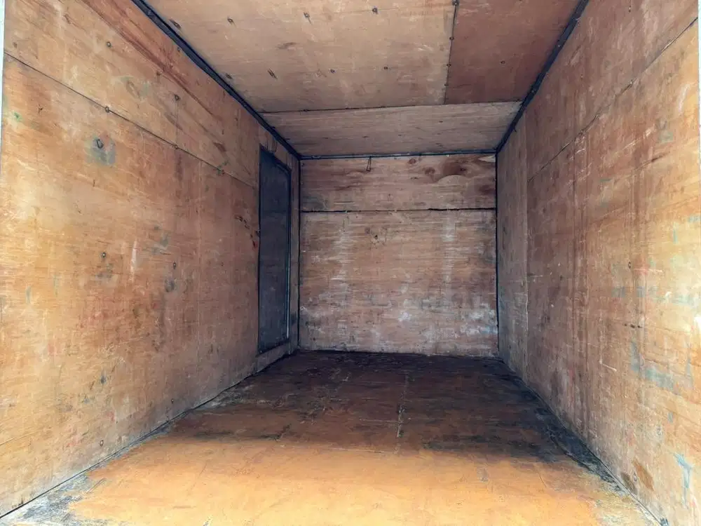 Mitsubishi Canter Colt Diesel FE71 PS110 Truck Box 2012