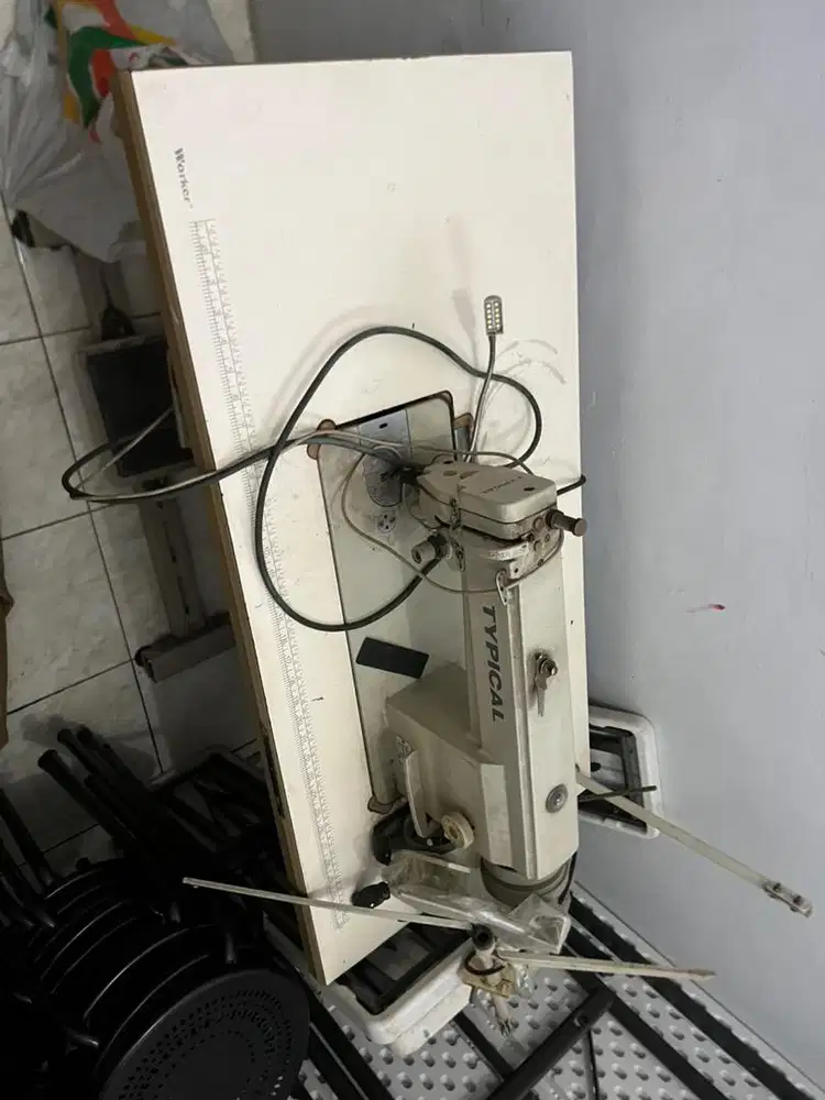 Mesin jahit typical model 6-28