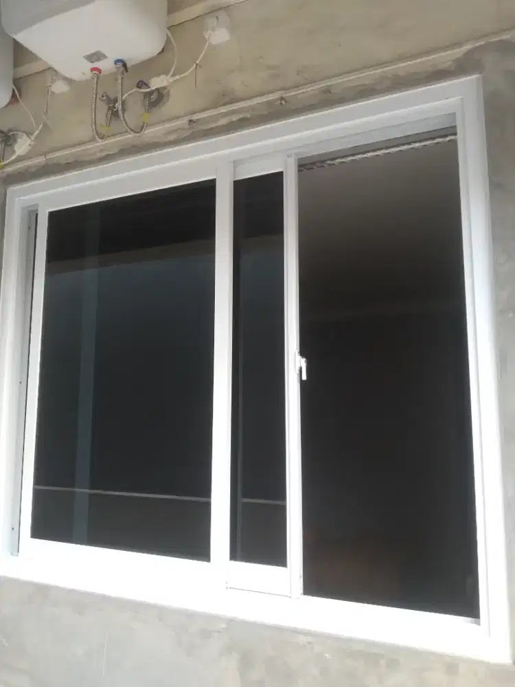 Jendela geser aluminium T120cm L120cm harga terpsg sesuai foto iklan