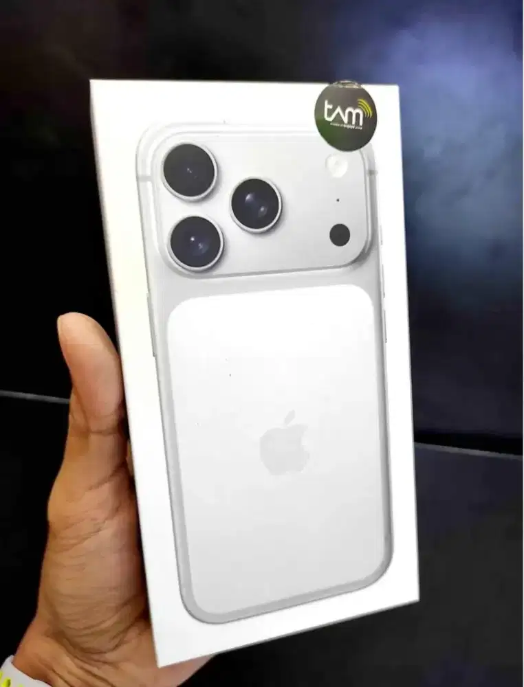 New Iphone 17 Pro Max 2TB Silver