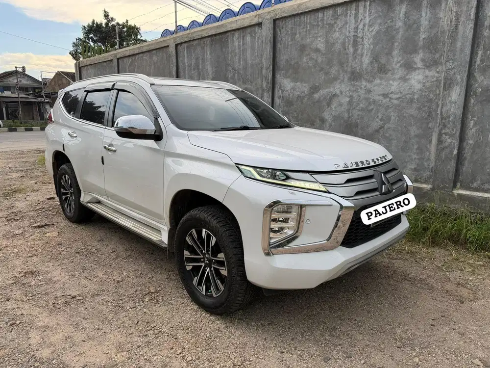 PAJERO FACELIFT 2021 PUTIH TANGAN PERTAMA