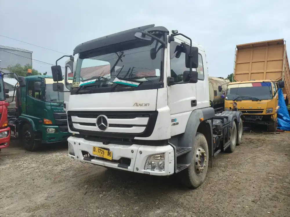 HEAD TRAILER MERCY AXOR 4928 TAHUN 2023