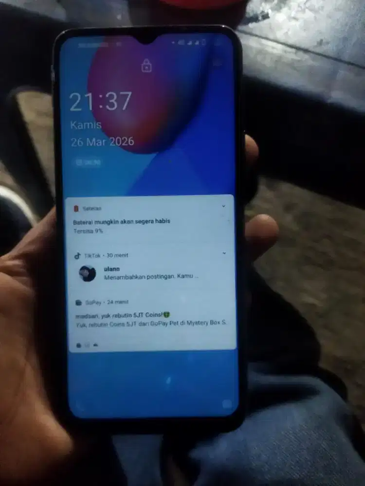 Jual hp Vivo y 20 ram 8 minus pemakean