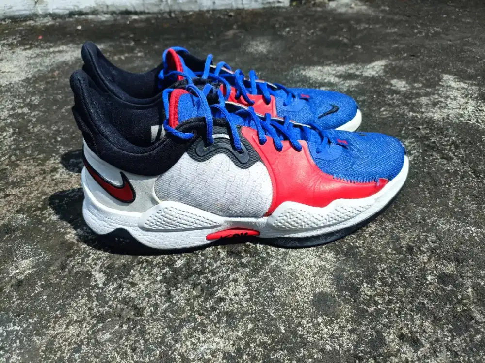 Sepatu Basket PG 5