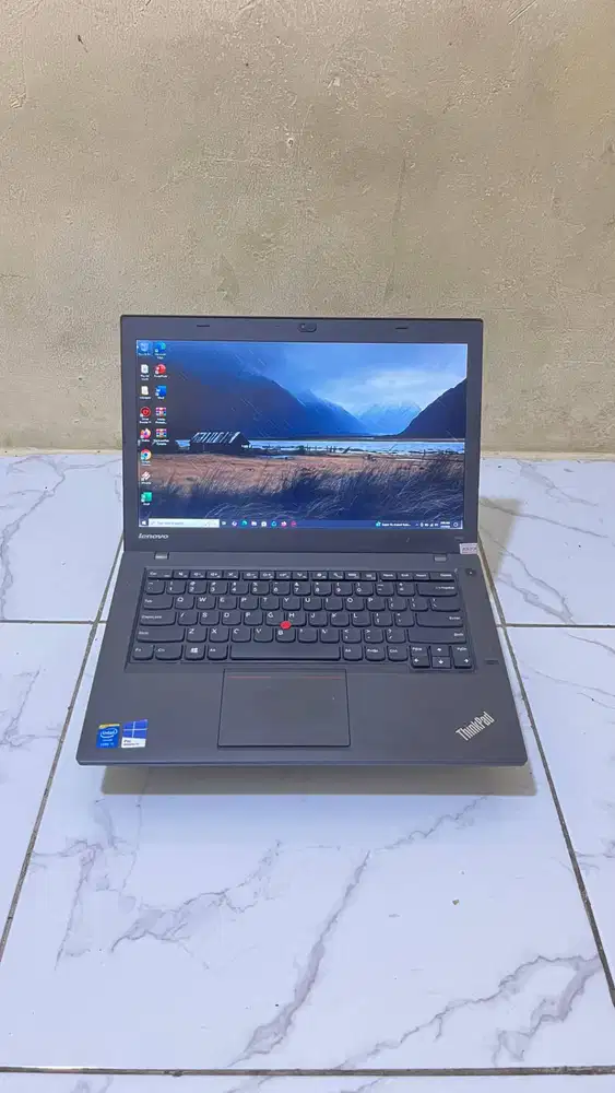 Lenovo Thinkpad T440 Intel Core i5 Ram 8Gb Siap Antar Jabodetabek