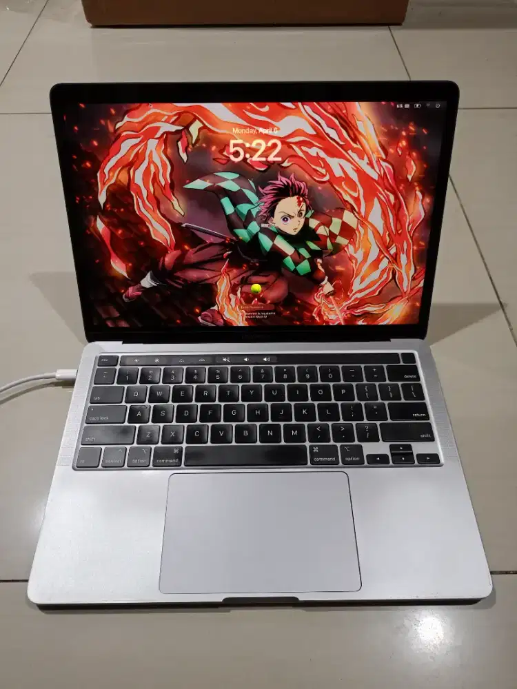 MACBOOK PRO TOUCHBAR 2020 i5 13 INCH 8/1TB