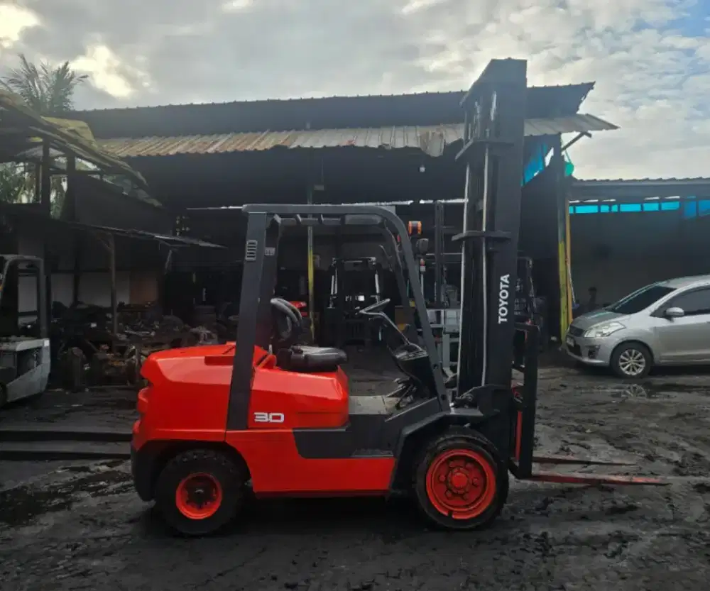 Forklift Toyota 3 Ton,Matic, Tiang 5 Meter,1DZ-II,FDZN30,Tahun 2021