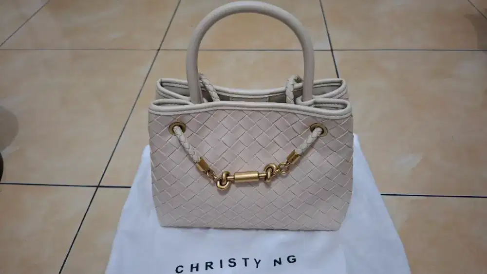 Jual Christy Ng Masih Mulus dan Bagus