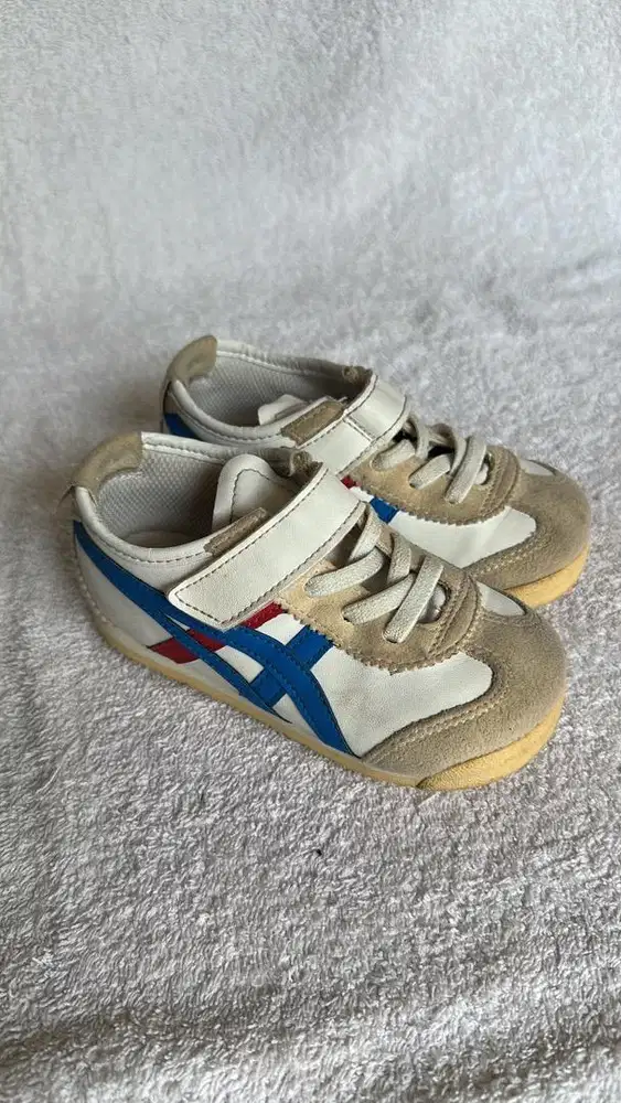 Sepatu Onitsuka Tiger