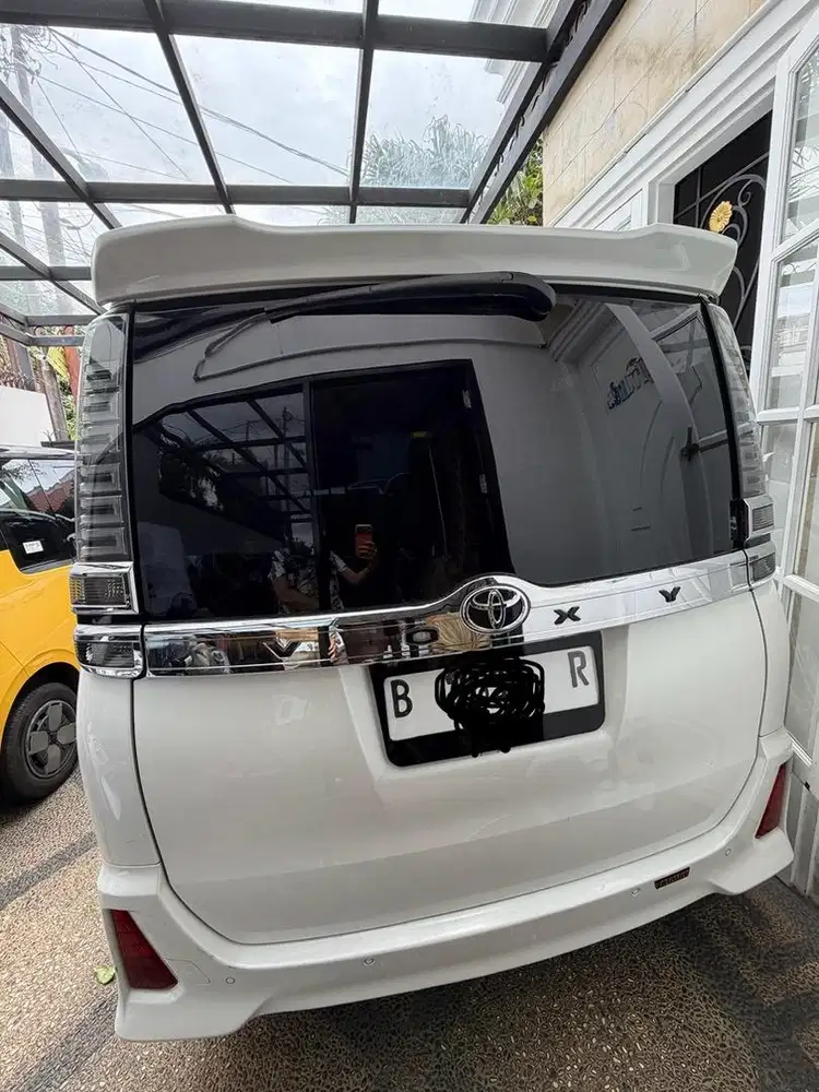 Jual Voxy KM rendah pajak panjang