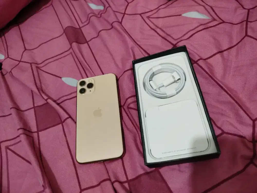iPhone 11 pro 256gb sama kusus baru