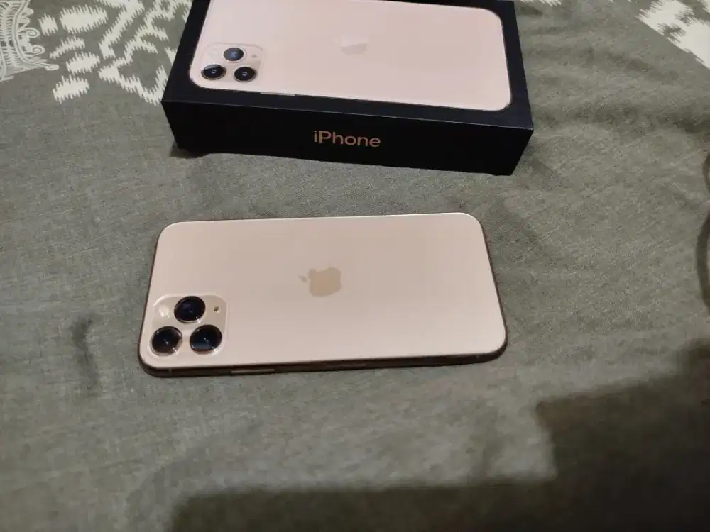 iPhone 11 pro 256gb cocok kalo baru