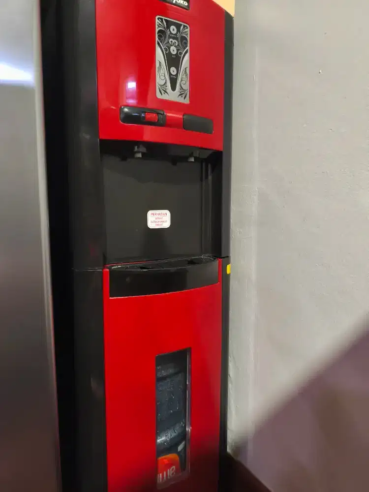 Dispenser Merek Miyako Galon Bawah