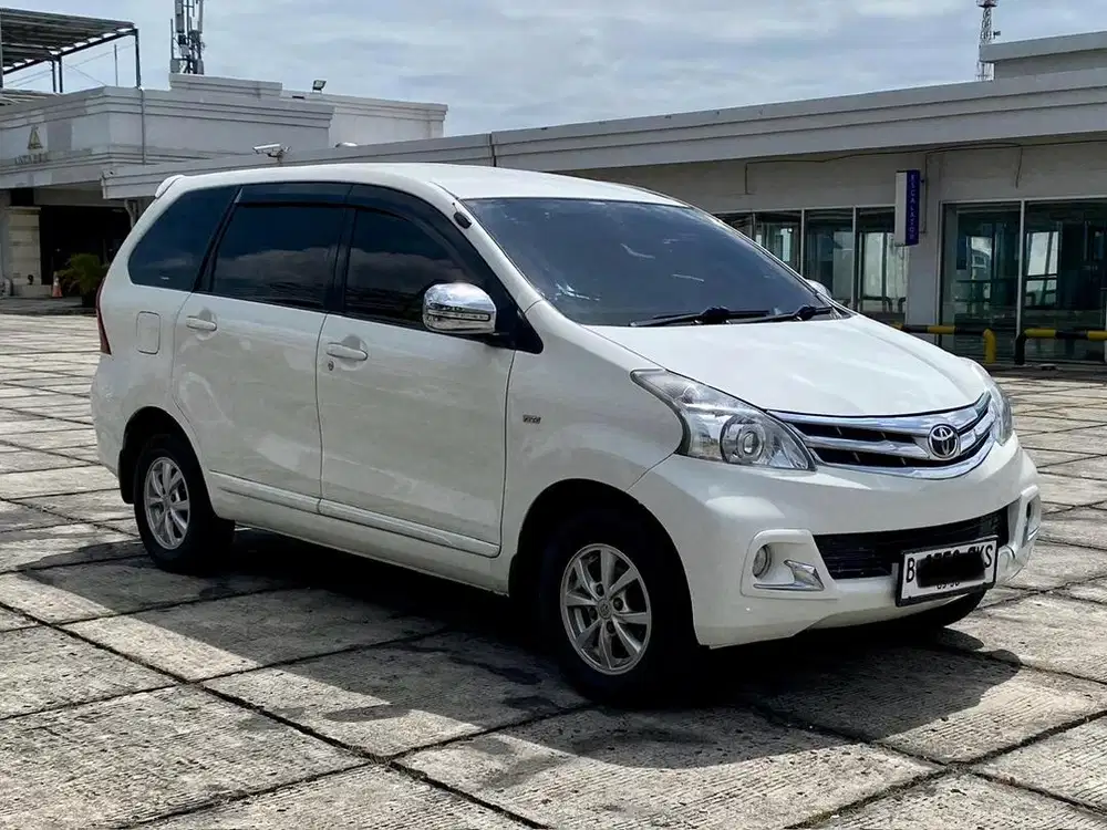 Toyota Avanza 1.3 G Matic 2015 Low KM 103RB