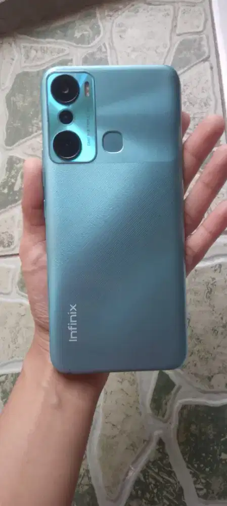 Infinix hot 20i 4+3/64