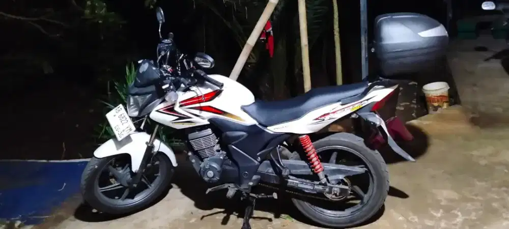 Verza 150 th 2015 tangan pertama dari baru