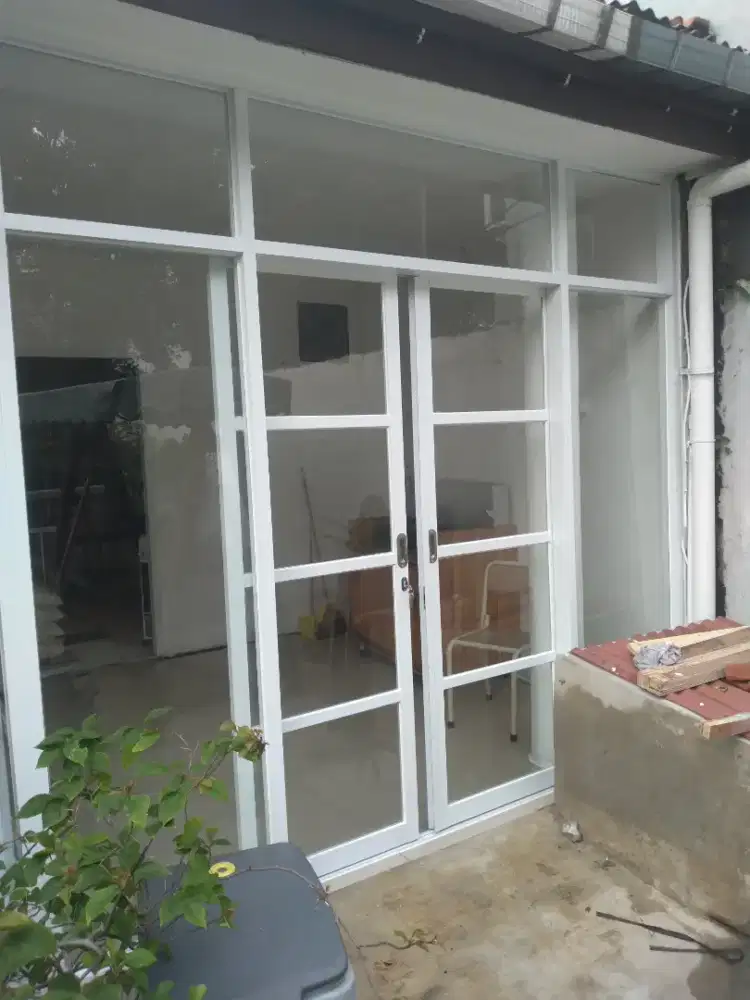 Pintu geser aluminium partisi sekat toko sesuai ft iklan T210cm L300cm