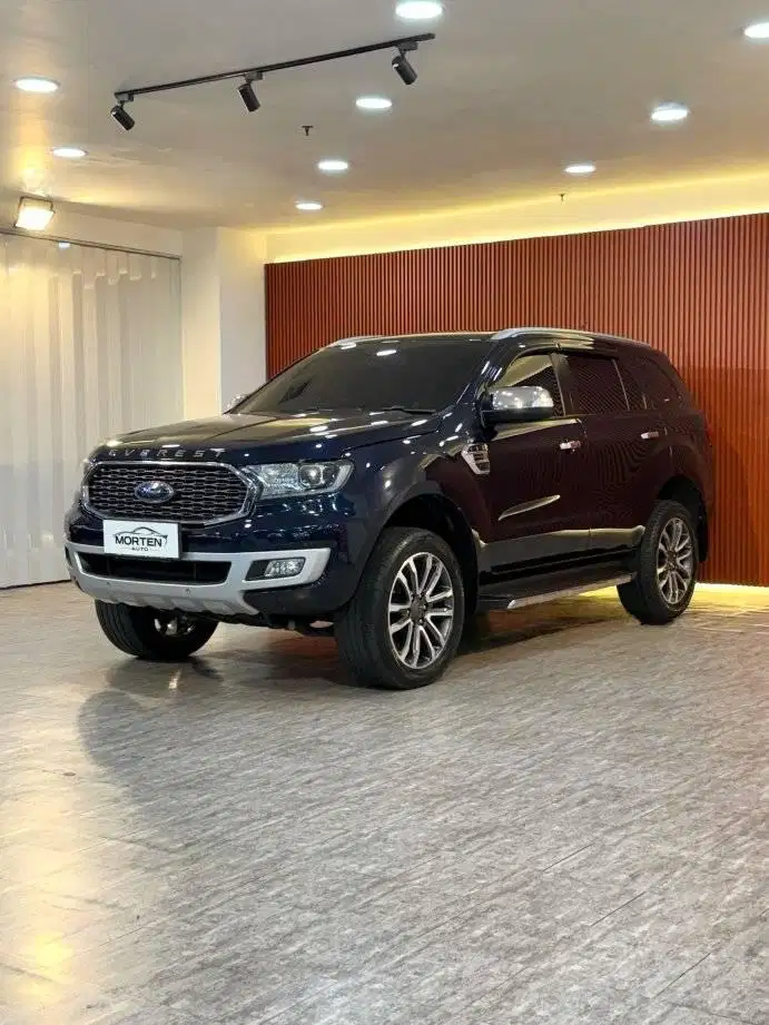 Ford Everest Titanium AWD Facelfit Tahun 2022 Km 53 Rb Record