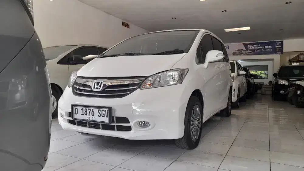 Honda Freed Sd 1.5 At 2015 | 2016 (km.low 63rb istimewa) Cash TT