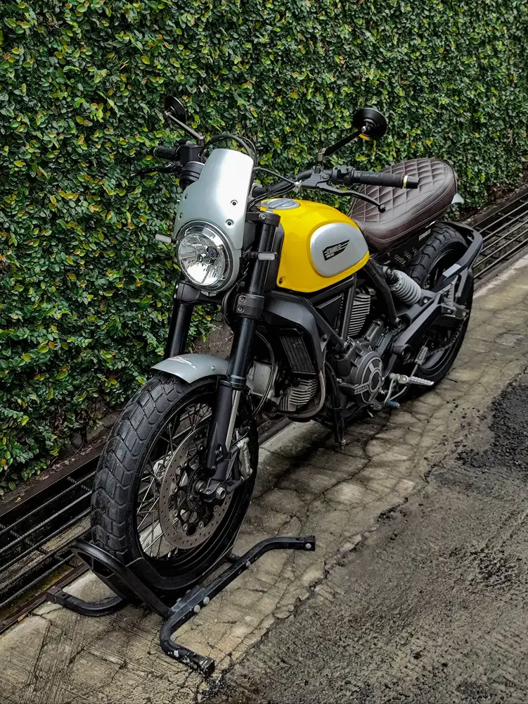 Ducati Scrambler 800 2016 TT FP Low Odo Like New