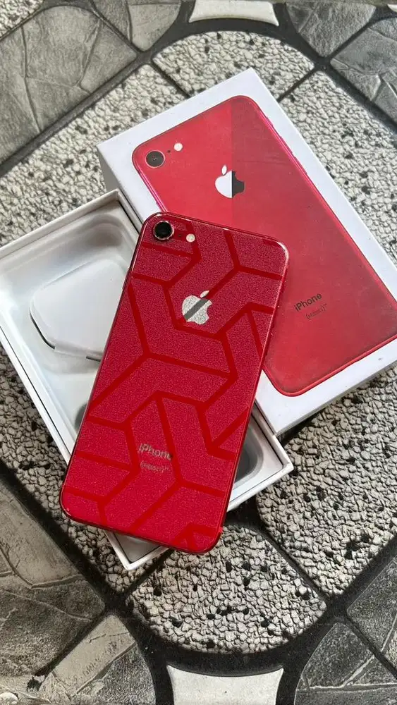 iPhone 8 64gb alloperatoe