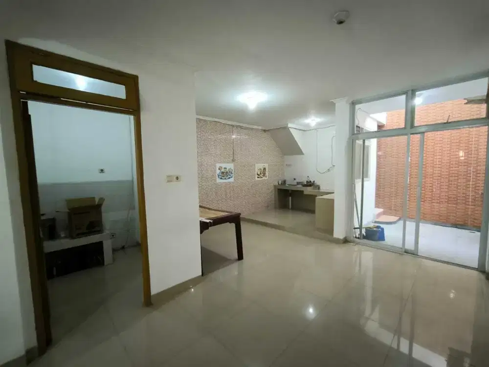 Jual Murah Rumah Metland Menteng 8x20 bonus 2 AC siap huni bebasbanjir