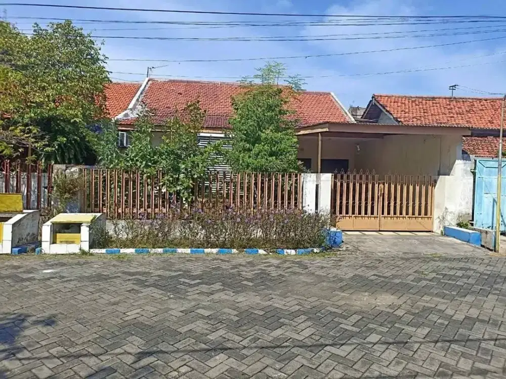 Rungkut Mejoyo Rumah Lama Strategis Dekat UBAYA