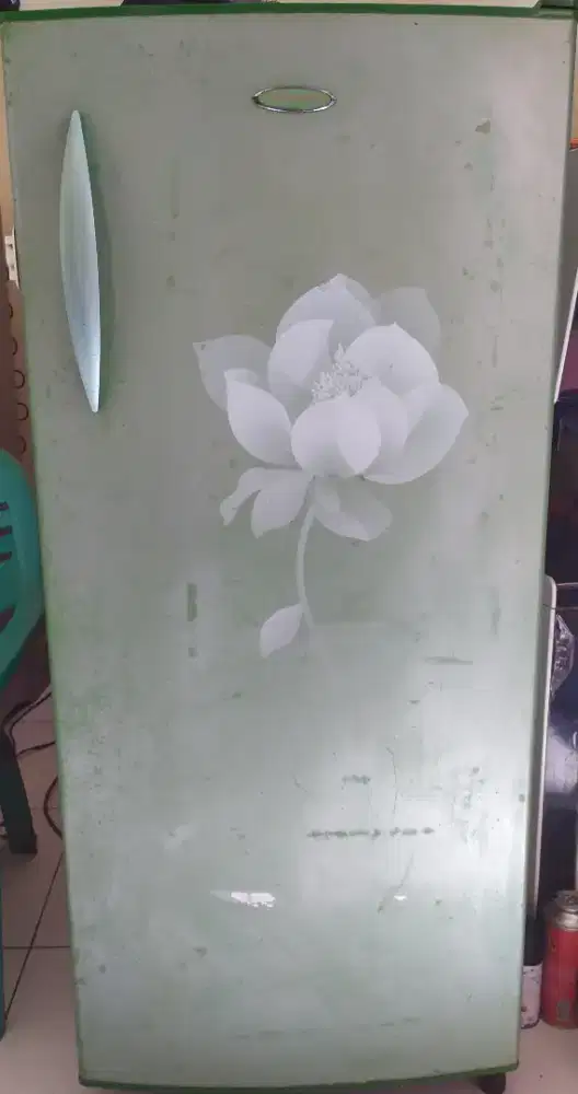 Kulkas 1pintu POLYTRON