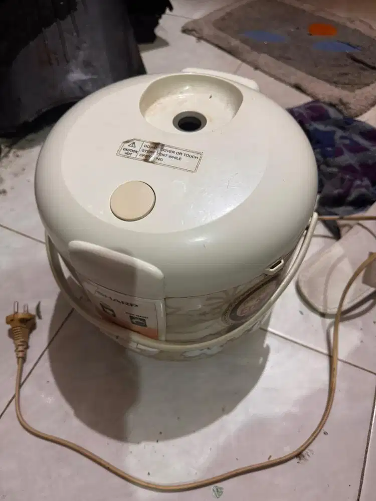 Magicom Rice Cooker Masak Nasi Merk SHARP Rusak jual apa adanya