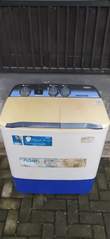Jual mesin cuci merk aqua kpsitas 8kg fungsi normal