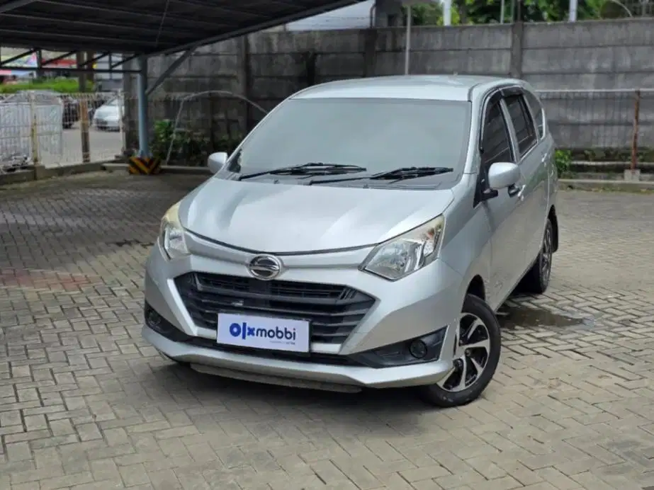 DP RENDAH Daihatsu Sigra 1.0 M Bensin-MT 2016 UIJ