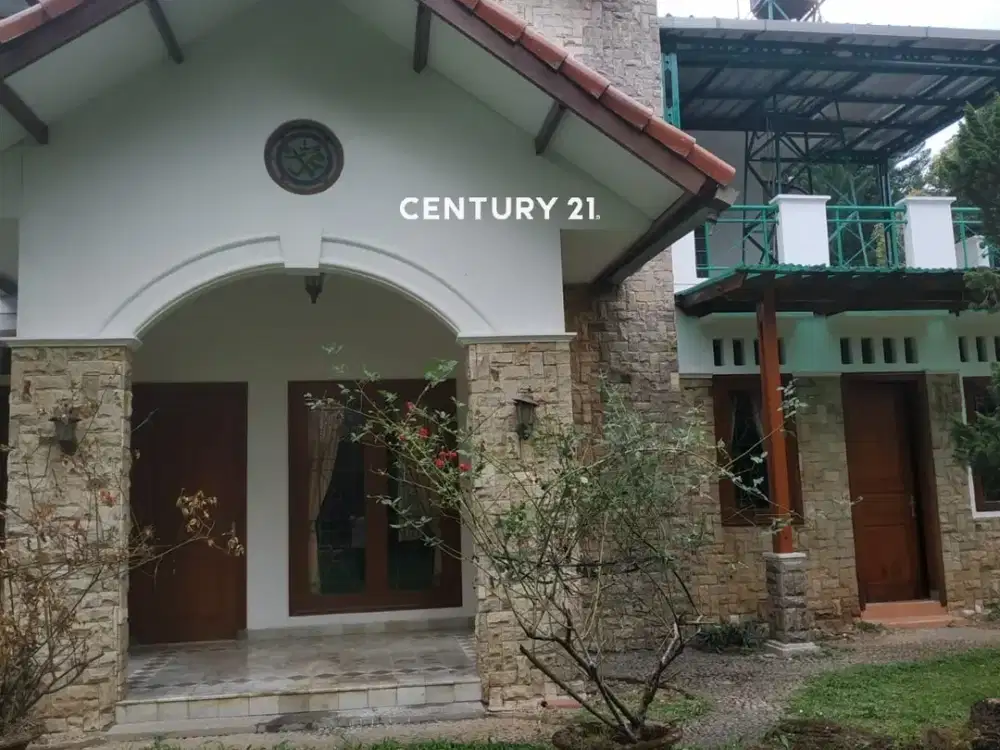 Villa Citeko Megamendung Halaman Sangat Luas Harga Nego